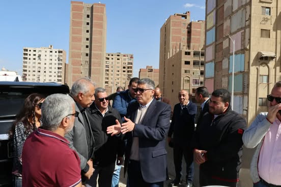 جولة تفقدية لـ”محافظ الجيزة” لتطوير ورصف شارع ناهيا