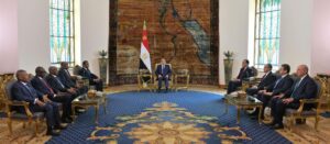 الرئيس السيسي يستقبل رئيس مجلس وزراء جمهورية السودان