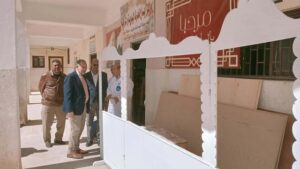 مدير تعليم أسيوط يتفقد مركز ” إبداع ” للحرف اليدوية والتراثية