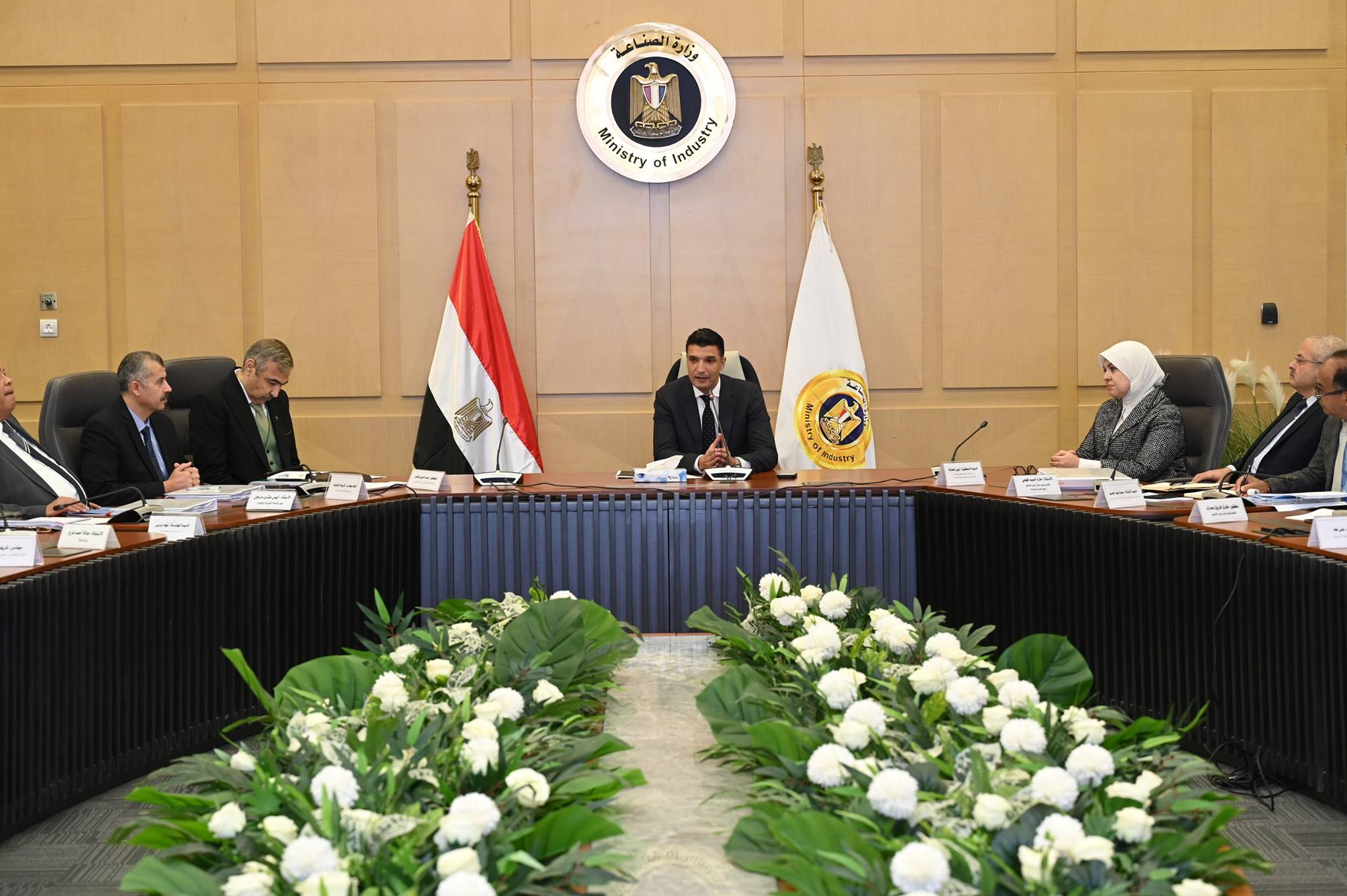 وزير الصناعة يترأس مجلس إدارة مركز تحديث الصناعة لإطلاق مرحلة جديدة ترتكز على الابتكار والاستدامة