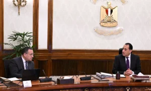 مدبولي يطلع على رؤية “التعليم العالي” للمرحلة المقبلة