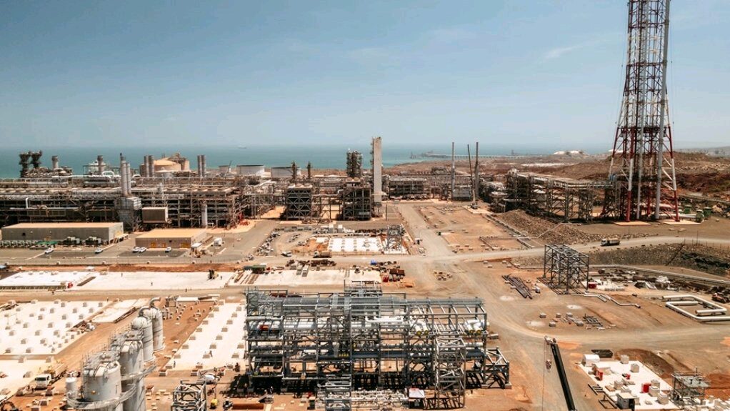 طفرة استراتيجية في قطاع الطاقة.. اكتشافات جديدة وشراكات عالمية تُعزز احتياطيات مصر من الغاز والبترول