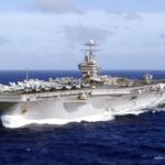 هجوم إيراني يجبر حاملة الطائرات الأمريكية على الانسحاب السريع