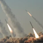 الحرس الثوري الإيراني يوسع هجماته الصاروخية على أهداف أمريكية وإسرائيلية