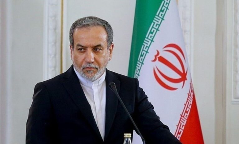 عراقجي يحذر من أي استفزاز في مضيق هرمز ويؤكد استمرار العمليات الدفاعية الإيرانية