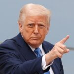 ترامب يهدد ويحث الدول على الدفاع عن مصالحها في مضيق هرمز