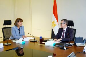 وزير التخطيط يبحث مع الأمم المتحدة تعزيز مسارات التنمية المستدامة