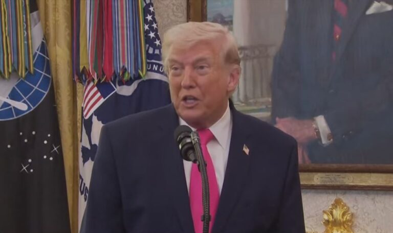 ترامب: نصول ونجول في أجواء طهران ونحقق إنجازات عسكرية