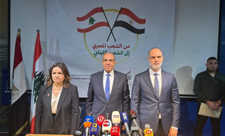 مصر تدين استهداف الاحتلال لـ« لبنان» وتسلّم 1000 طن مساعدات إلى بيروت