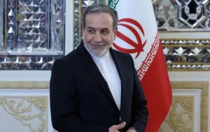 عراقجي: إيران مستعدة لأي غزو بري أمريكي ولم تطلب وقف إطلاق النار