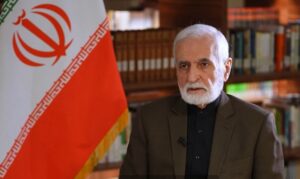 مستشار السياسة الخارجية الإيرانية: إيران قادرة على حرب طويلة ولا مجال للدبلوماسية