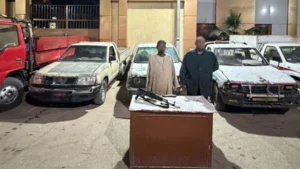 ضربة لمافيا السوق السوداء.. ضبط 10 أطنان مواد بترولية داخل مخزن بأسوان