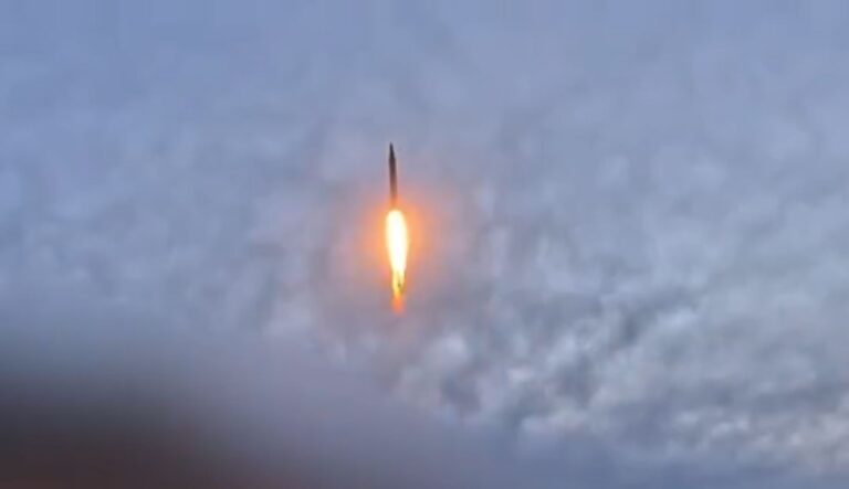 الحرس الثوري الإيراني يكشف تحولًا استراتيجيًا في تكتيكاته العسكرية