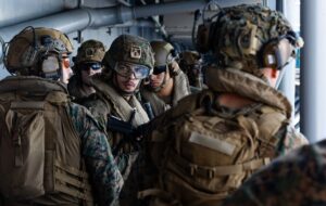 القيادة المركزية الأمريكية: وصول 3500 جندي وطائرات مقاتلة إلى المنطقة