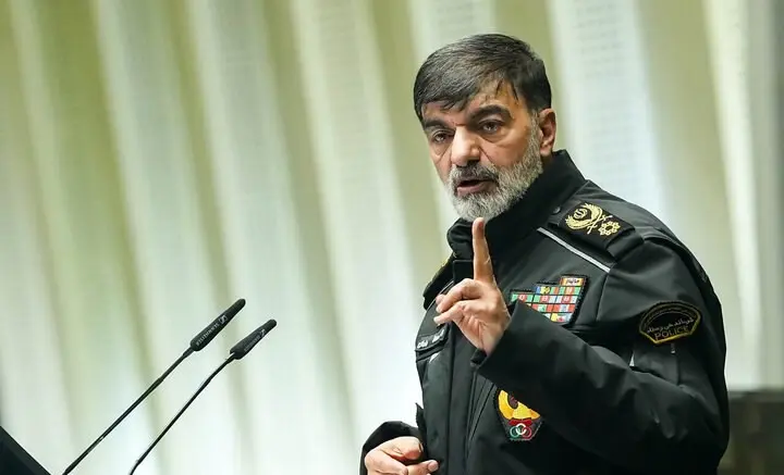قائد الشرطة الإيرانية: ترامب فاقد للوعي السياسي والتقدير الواقعي