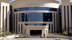 “الداخلية” تُحبط ترويج مخدرات بـ 81 مليون جنيه وتضبط 104 قطع سلاح ناري