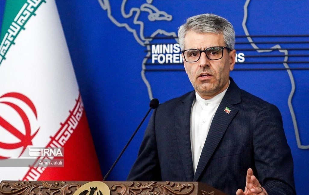 بقائي: الطائرات الأمريكية تستخدم أجواء دول الجوار للهجوم على إيران