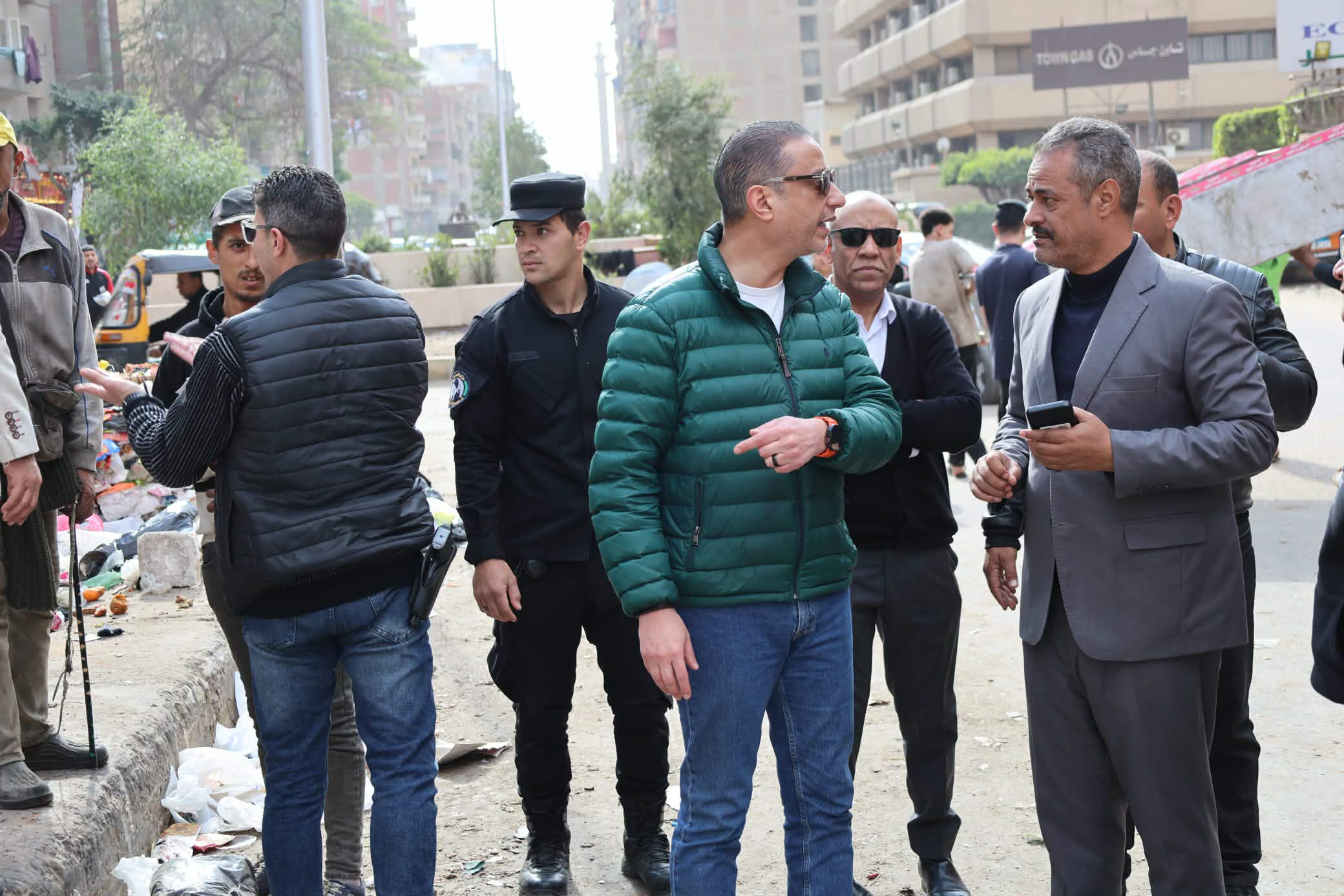 في ثاني جولاته اليوم.. محافظ الجيزة يتفقد حالة النظافة والإشغالات 