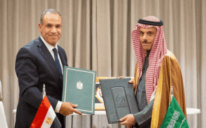 مصر والسعودية توقعان اتفاقية للإعفاء المتبادل من تأشيرات الإقامة القصيرة لحاملي الجوازات الدبلوماسية والخاصة