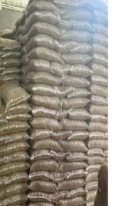 قبل طرحها بالأسواق.. “ضبط 53 طن مواد غذائية مجهولة المصدر داخل مصنع “بدون ترخيص” بالفيوم