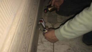 أسيوط: تشميع 35 محلًا مخالفًا لمواعيد الغلق وحملات مكثفة لفرض الانضباط بالأسواق