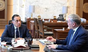 الوزراء يوافق ل”البترول” على التعاقد لإجراء مسح جوي للمناطق الواعدة بالمعادن