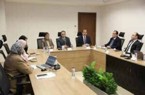 «الصحة»: نواب الوزير يناقشون مؤشرات أداء منظومة تقييم مديري ووكلاء مديريات الشؤون الصحية
