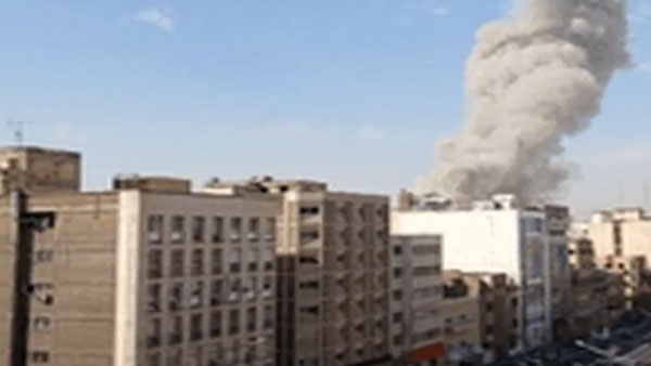 إيران تشن هجمات صاروخية تهز وسط إسرائيل