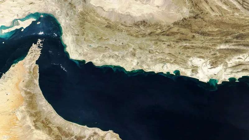 تداعيات إغلاق مضيق هرمز على سلاسل الإمداد والاقتصاد المصري