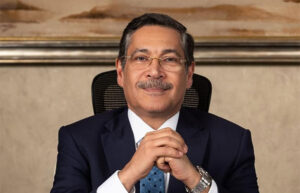 بنك التعمير والإسكان يجدد الثقة في حسن غانم رئيسًا تنفيذيًا حتى 2029