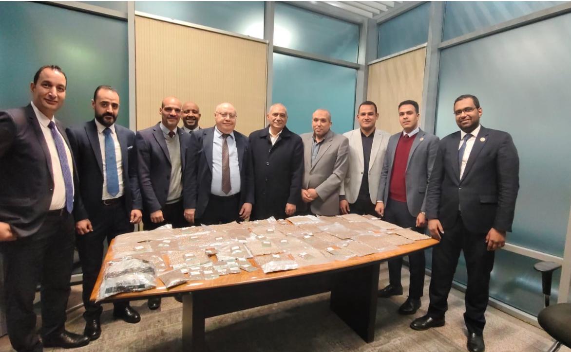 جمارك مطار القاهرة تحبط أخطر عملية تهريب مخدرات في تاريخه