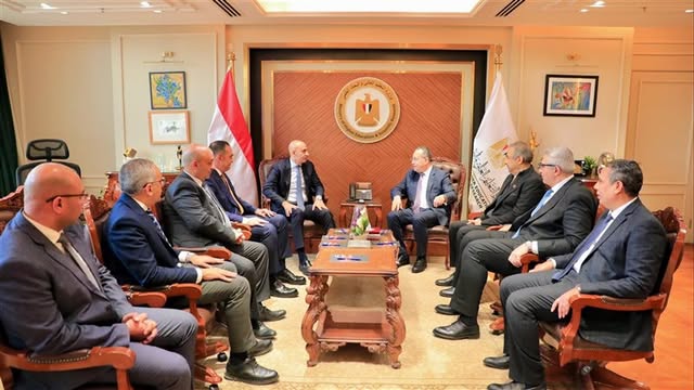 اجتماع مشترك بين التعليم العالي والتربية والتعليم لبحث سبل التطوير