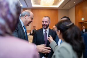 وزير االطيران ورئيس الرابطةوبعض الحضور