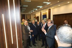 كجوك فى رسالة مفتوحة للعاملين بالمالية والضرائب والجمارك: «خليكم فاكرين إننا شغالين عند الناس»