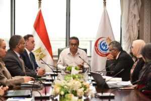 «الصحة» تُسرّع التنفيذ في 17 مشروعًا قوميًا وتدفع التحول الرقمي بالمحافظات