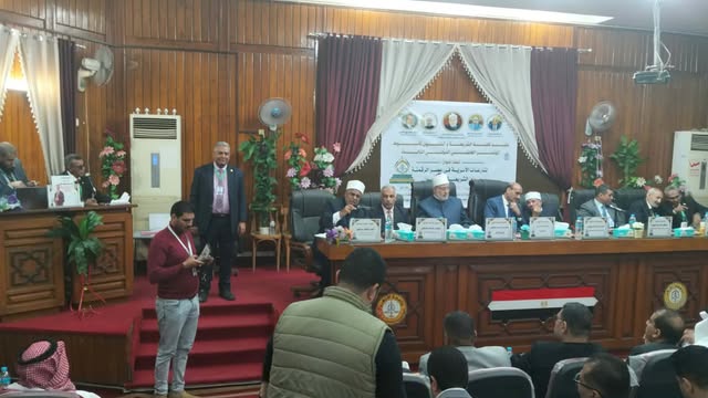 بحضور المحافظ ووكيل الأزهر.. إفتتاح مؤتمر «المنازعات الأسرية في عصر الرقمنة بين الشريعة والقانون» بأسيوط