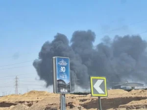 اخماد حريق بمشروع تحت الإنشاء طريق “القاهرة – السويس”