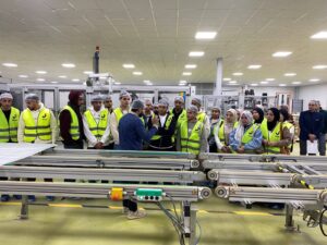 وزير التعليم العالي يستعرض تقريرًا حول أداء الجامعات التكنولوجية