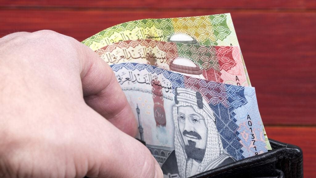 أسعار الريال السعودي في مصر اليوم الإثنين