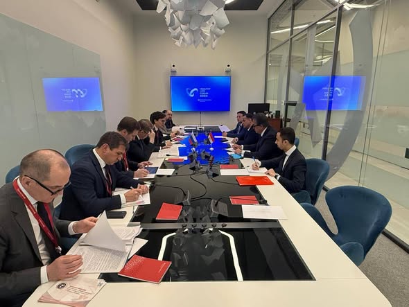 وزير الصحة يلتقي نظيره الروسي للتعاون المشترك على هامش منتدى «الحياة الصحية» في موسكو