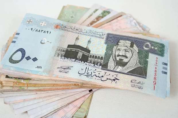 استقرار سعر الريال السعودي اليوم السبت بالبنوك