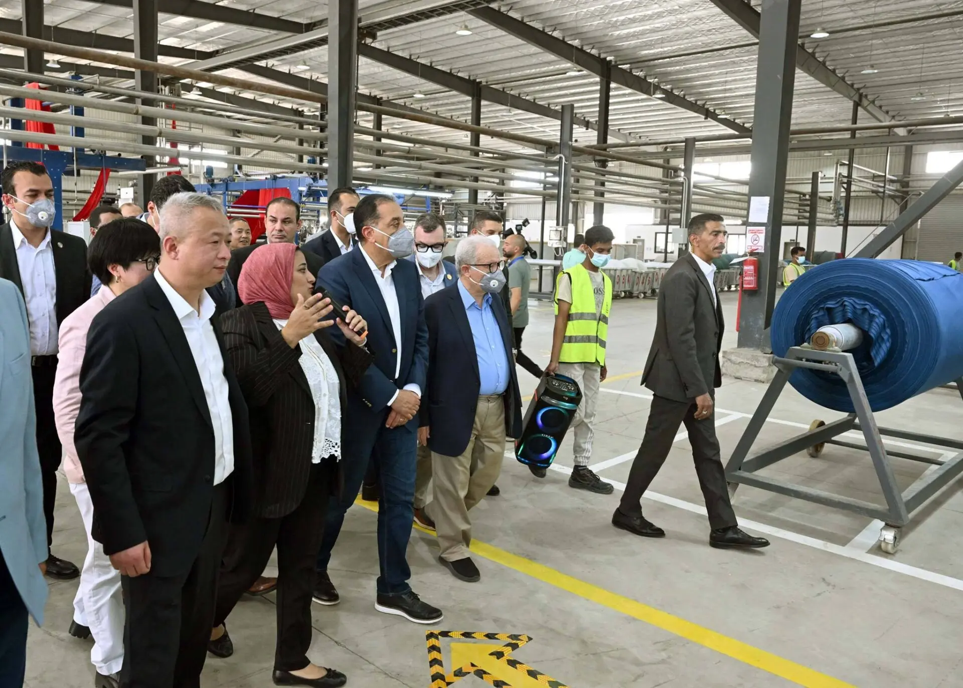 مدبولي: الحكومة تعمل على جذب استثمارات صناعية