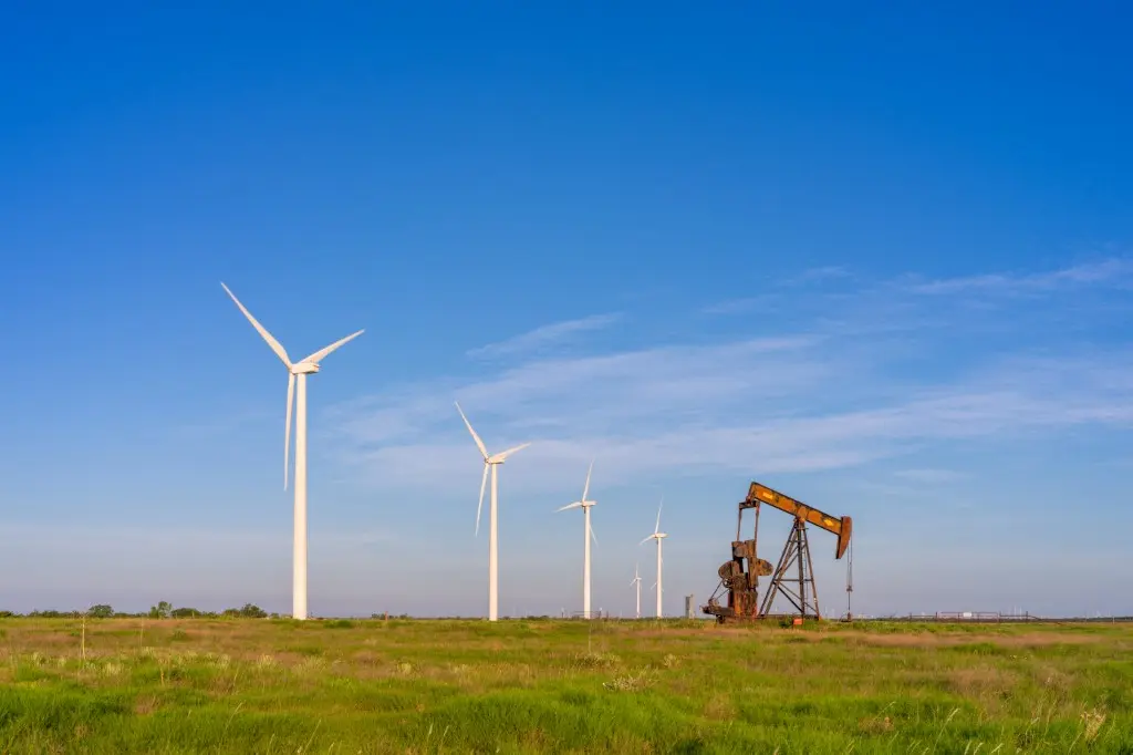 تراجع إنتاج “أوبك” لمستوى قياسي بسبب ضغوط الحرب على الصادرات