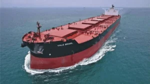 تضارب روايات حول فاعلية الحصار البحري الأمريكي على إيران