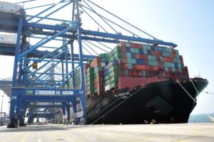 اقتصادات تواجه “الحرب”.. من يمتص صدمة “هرمز” ومن يواجه خطر الركود