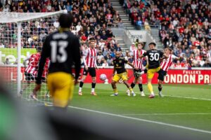 مانشستر يونايتد يستضيف برينتفورد في ختام الجولة الـ 34 بالدوري الإنجليزي