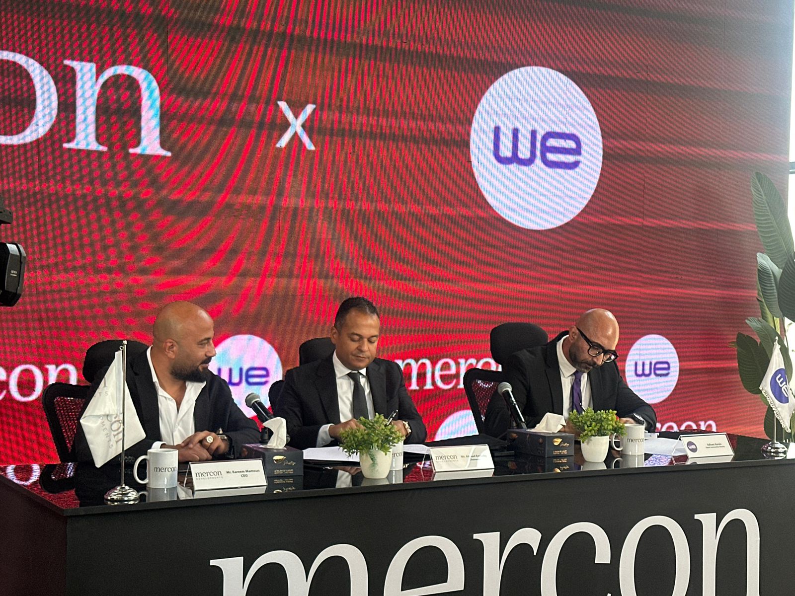 المصرية للاتصالات تتعاون مع ميركون لتقديم حلول اتصالات متكاملة في مشروعاتها