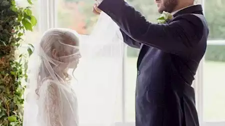 إيقاف زواج قاصر بعد تدخل “القومي للمرأة” وخط نجدة الطفل بأسيوط