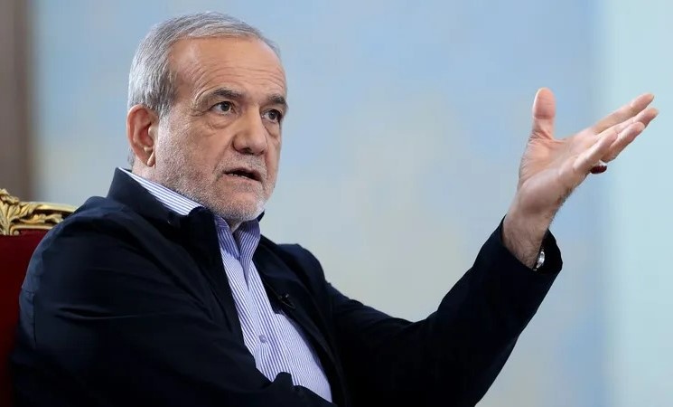 الرئيس الإيراني: الحصار البحري الأمريكي امتداد لعمليات عسكرية ضد إيران