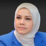 رشا عبد العال تكرم فريق كرة القدم بمصلحة الضرائب لفوزه بكأس الدورة الرمضانية